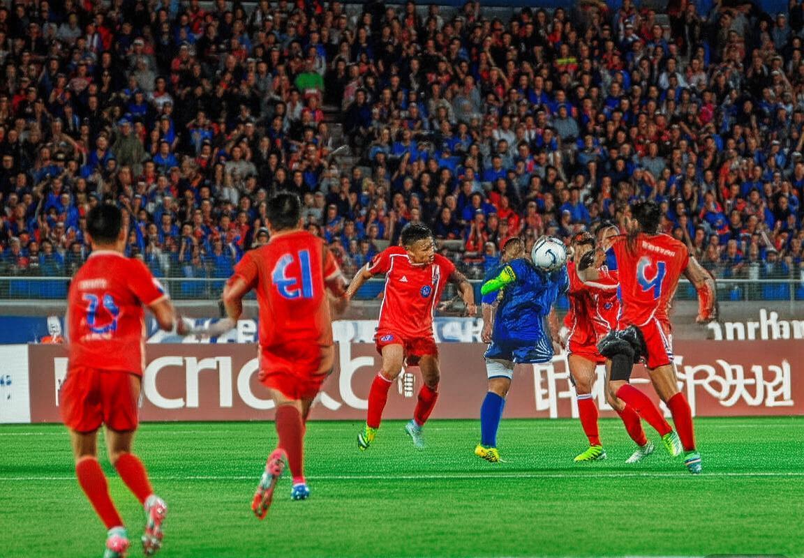 2004世预赛焦点战：中港对决精彩瞬间及赛后反思(图4)