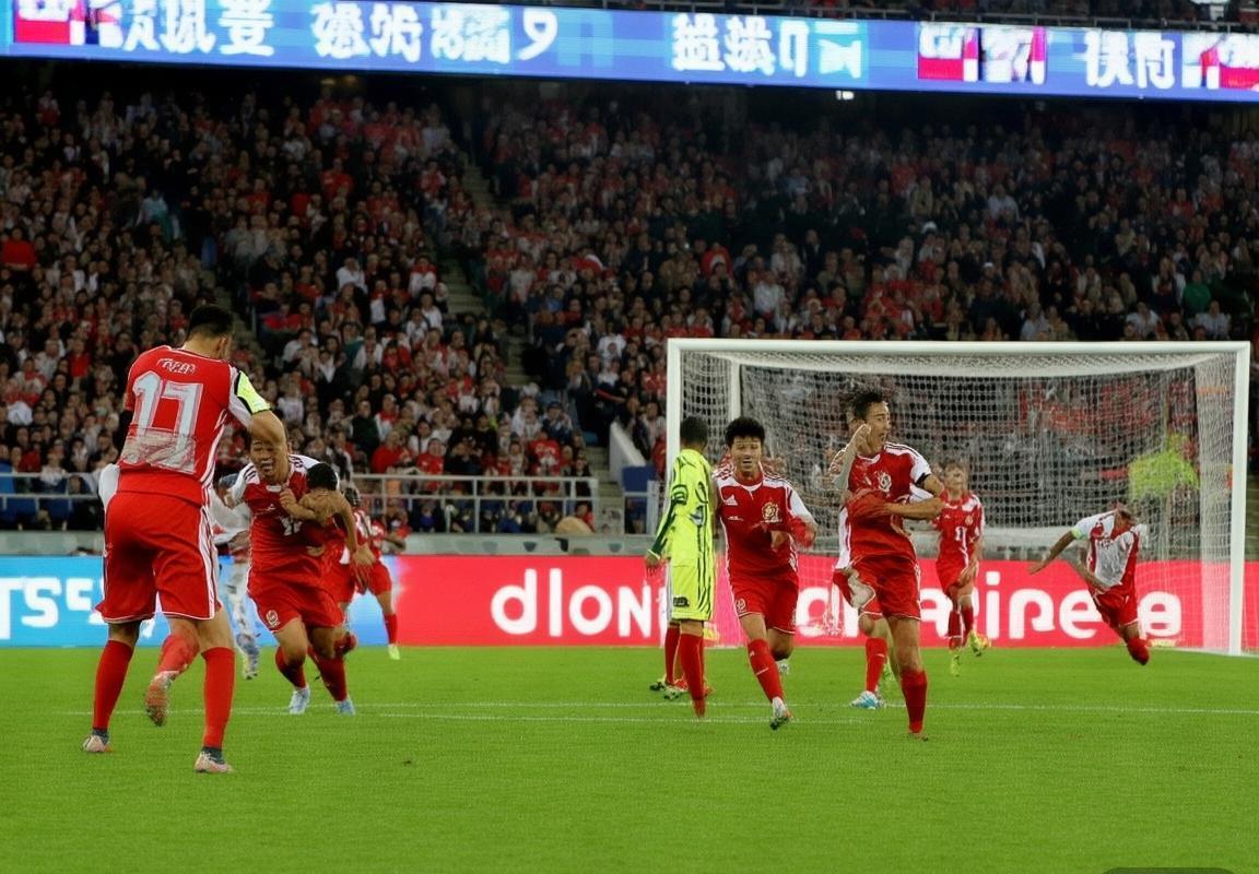 2004世预赛焦点战：中港对决精彩瞬间及赛后反思(图3)